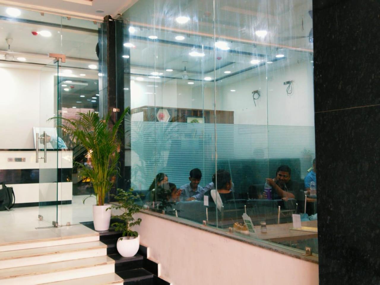 Hotel Shree Radha Krishna Varanasi