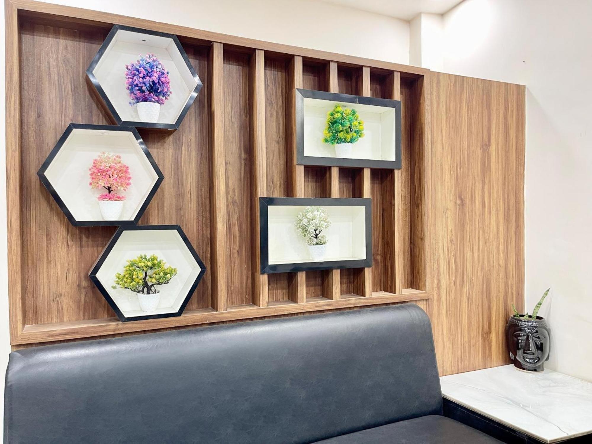 Hotel Shree Radha Krishna 2*